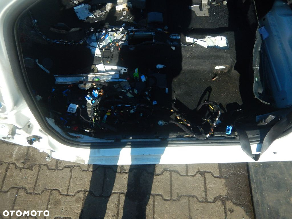 FIAT GRANDE PUNTO 3D PRÓG LEWY ĆWIARTKA 296/A - 5
