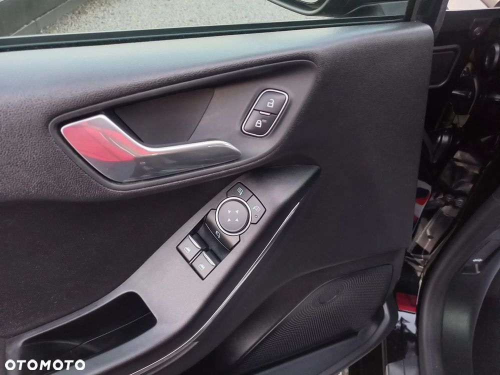 Ford Fiesta 1.0 EcoBoost S&S ST-LINE - 33