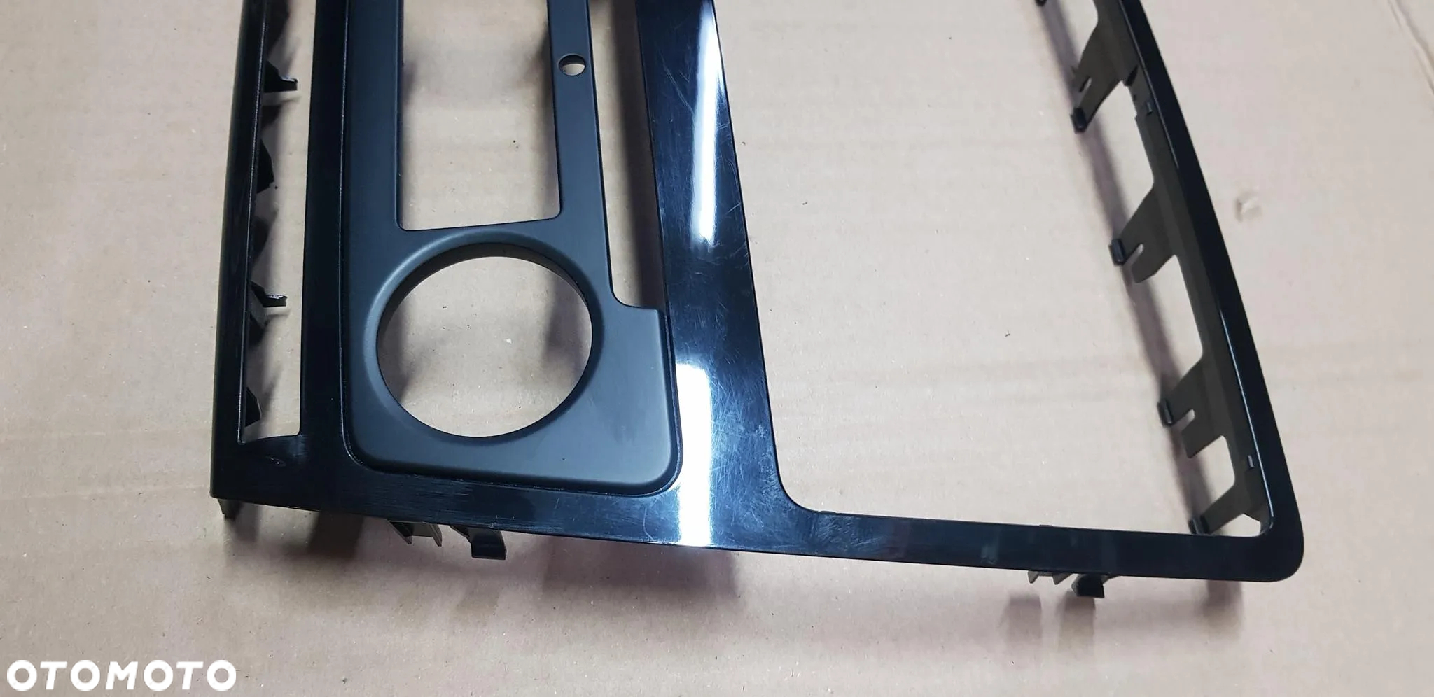 RAMKA RADIA SKODA OCTAVIA 2 II LIFT L&K LAURIN KLEMENT BLACK PIANO - 3
