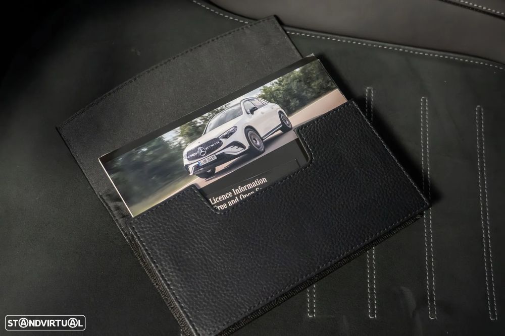 Mercedes-Benz GLC 300 e 4Matic - 29