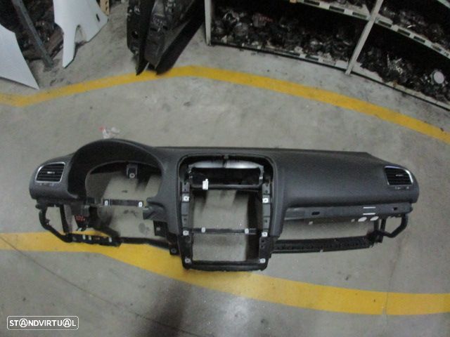 Kit Airbags 5K0880201P81U 5K0880204A 5K1880841D 5C0959655B 1K3857705AA 1K3857706AC 5K0959351  VW GOLF 6 2011 1.4I 80Cv 3P Preto PRETO - 2