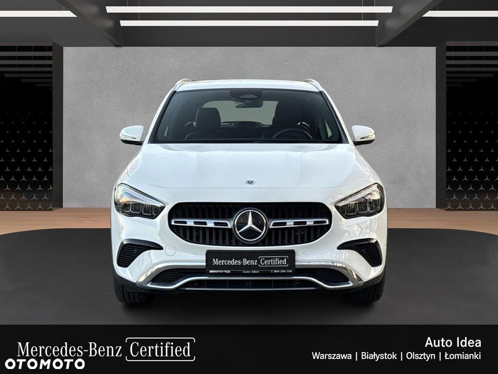 Mercedes-Benz GLA - 9