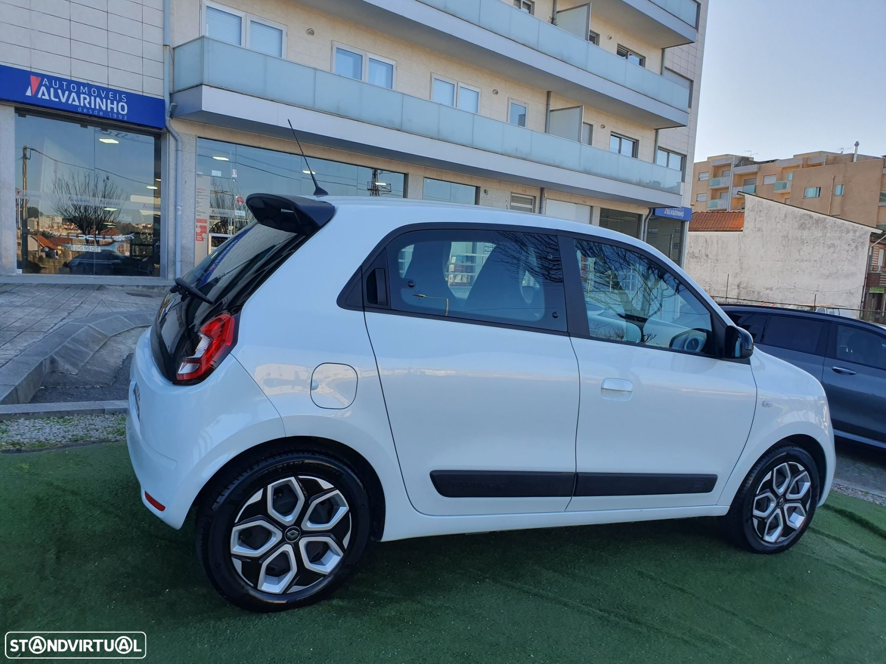 Renault Twingo 1.0 SCe Equilibre - 7