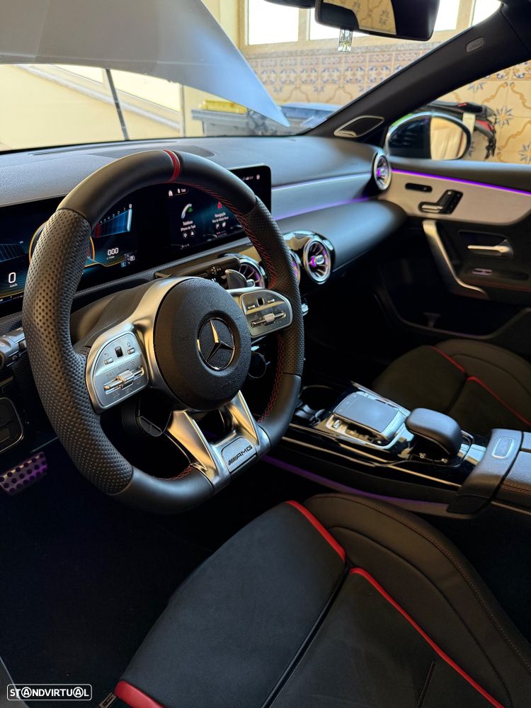 Mercedes-Benz A 35 AMG 4Matic - 12