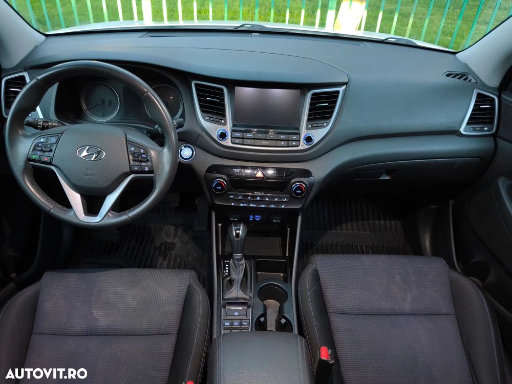 Hyundai Tucson 2.0 CRDI 4WD Automatik Style - 20