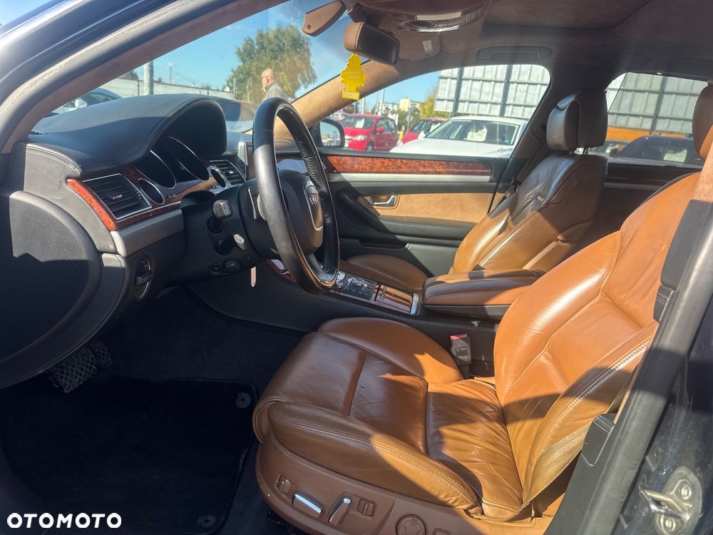 Audi A8 4.2 quattro Langversion - 21