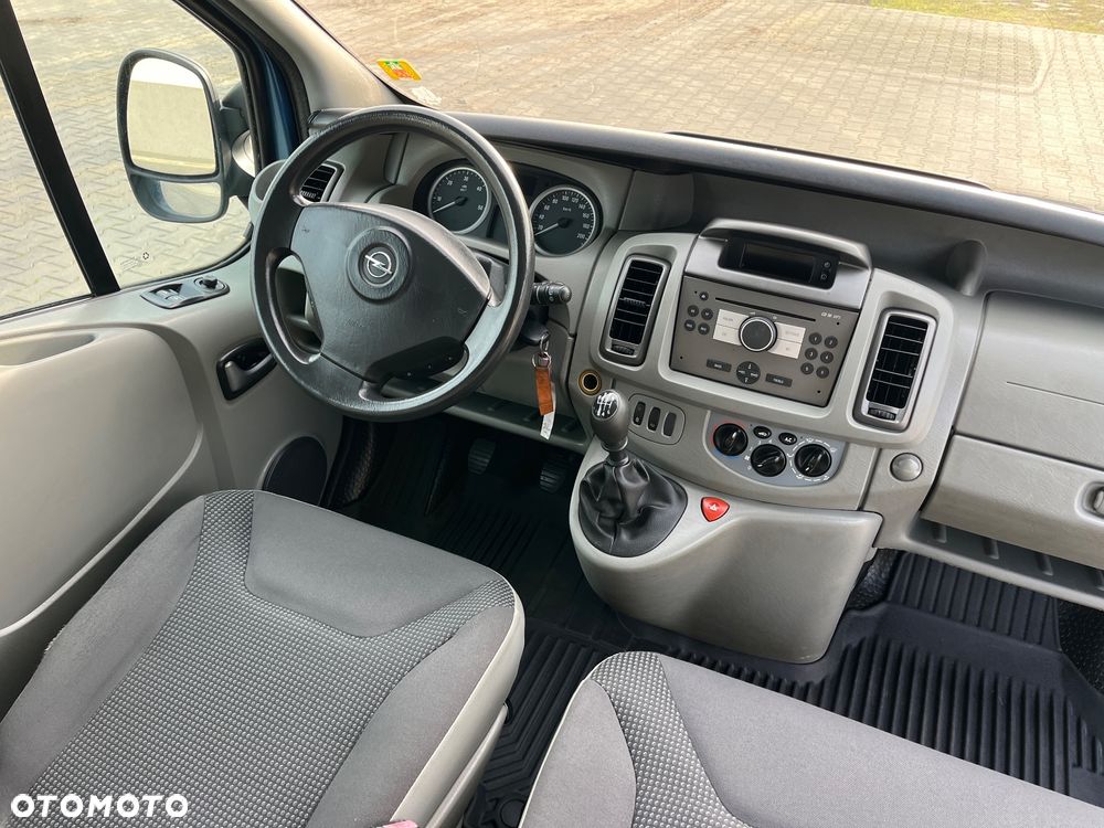 Opel Vivaro L1H1 2.7t - 20