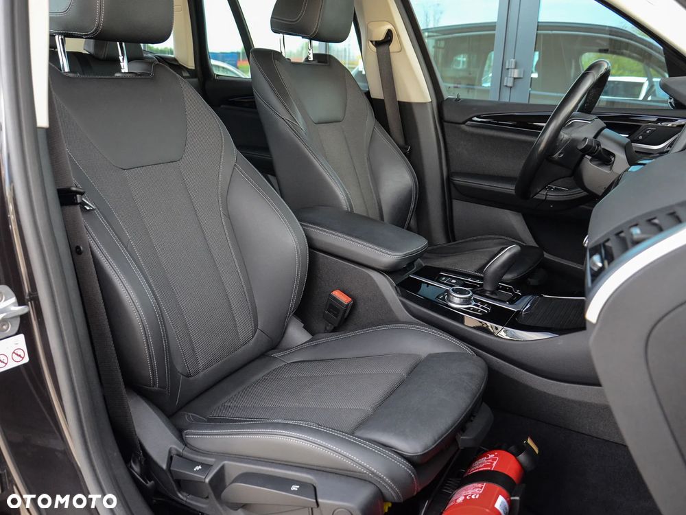 BMW X3 xDrive20d xLine sport - 5