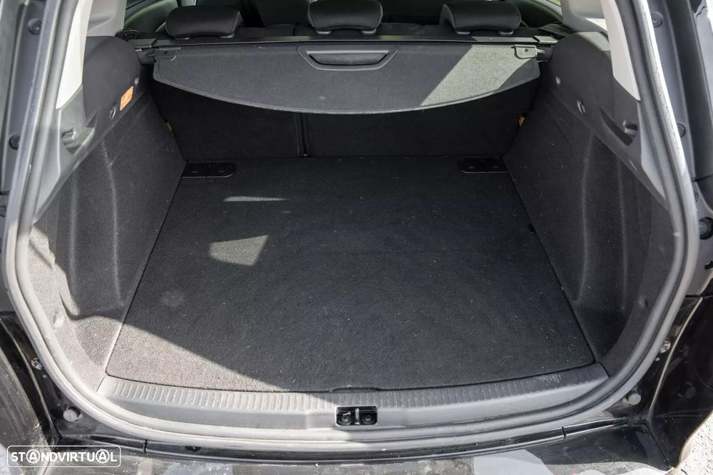 Renault Clio Sport Tourer - 17