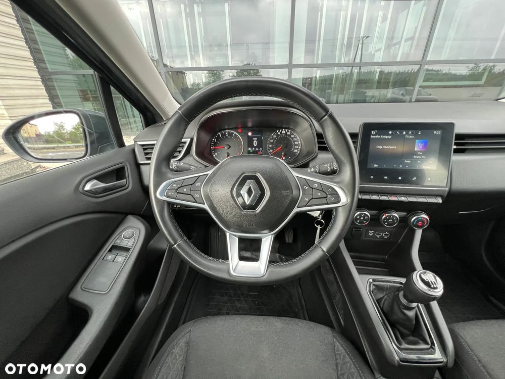 Renault Clio - 18