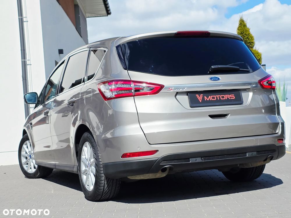 Ford S-Max 2.0 TDCi Titanium PowerShift - 22