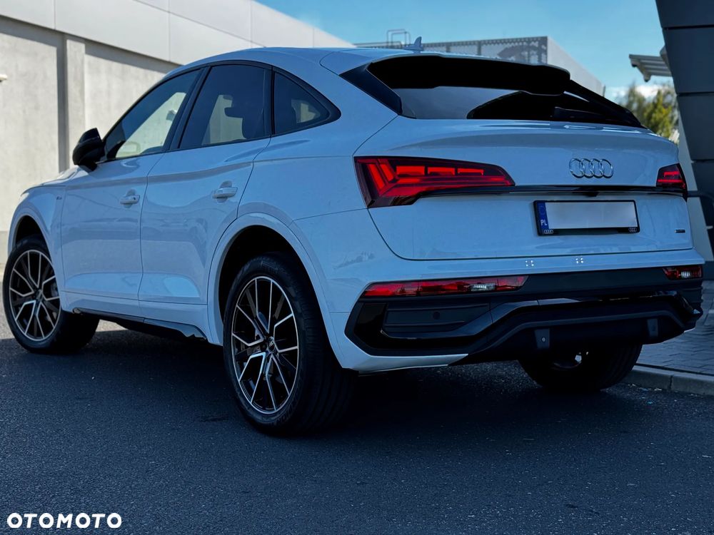 Audi Q5 Sportback - 16