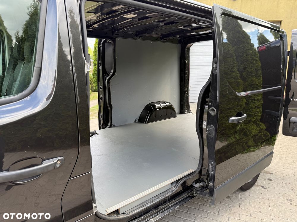 Renault Trafic - 30