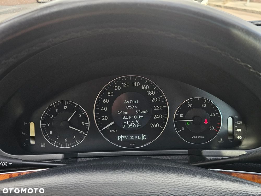 Mercedes-Benz Klasa E 320 CDI Elegance - 16