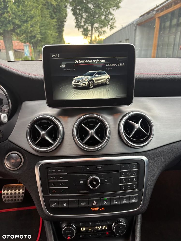 Mercedes-Benz GLA 220 d 4-Matic - 20