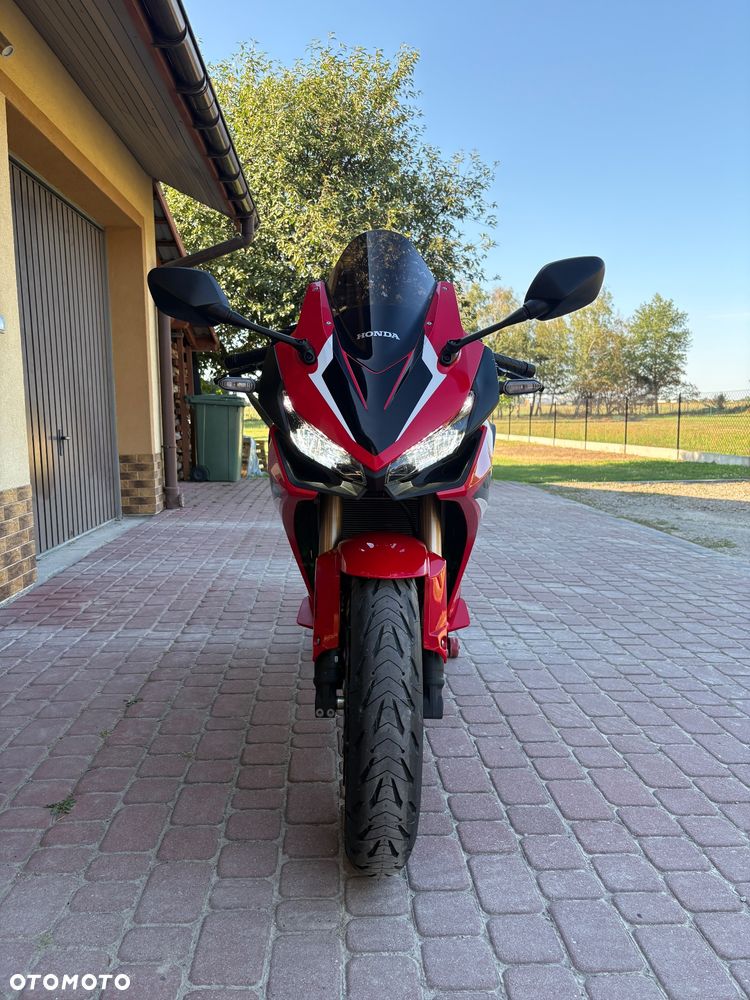 Honda CBR - 3