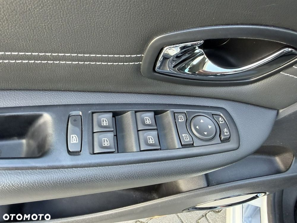 Renault Scenic ENERGY TCe 130 BOSE EDITION - 26