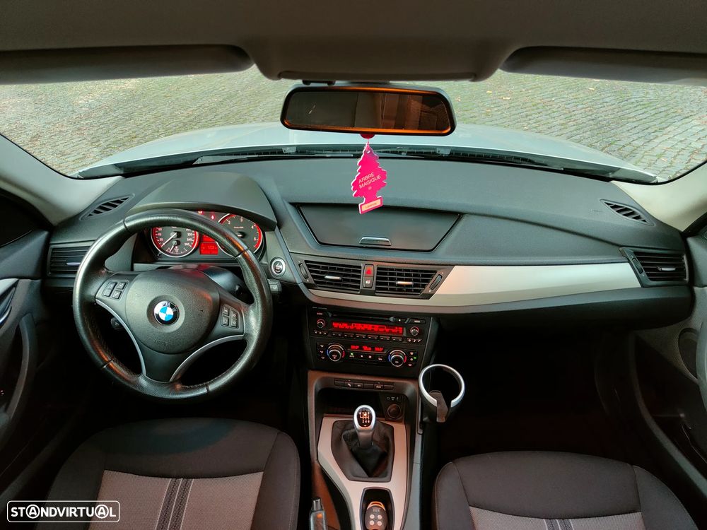 BMW X1 20 d sDrive - 8