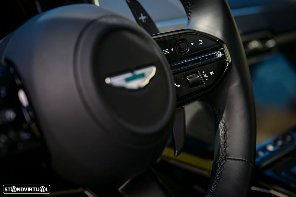 Aston Martin Vantage Coupe V8 - 33