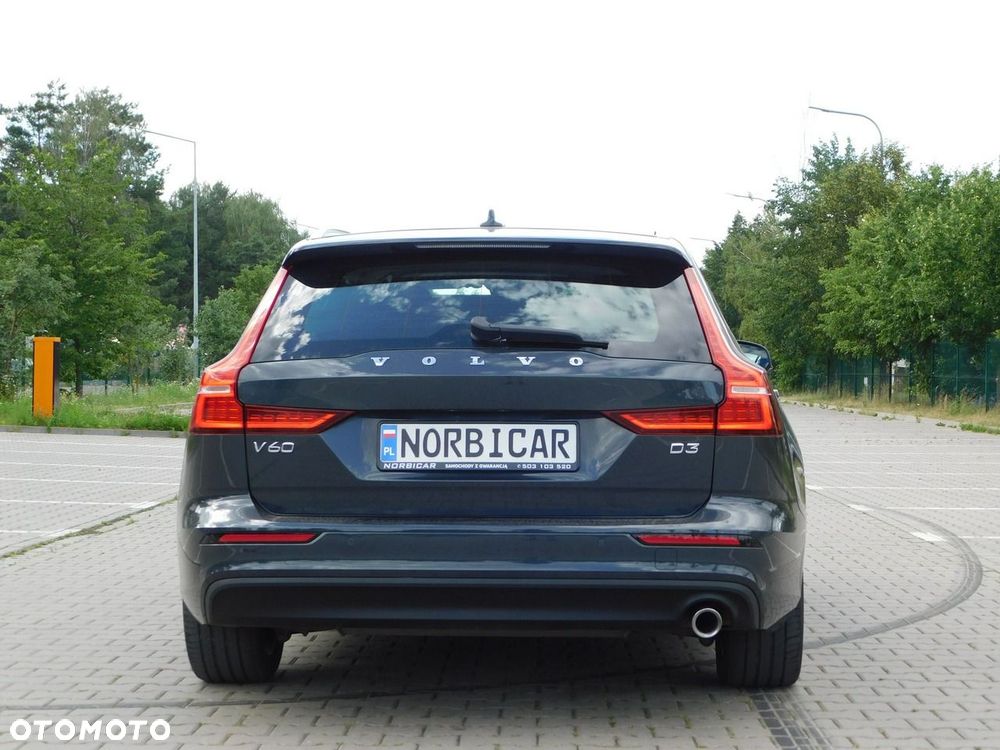 Volvo V60 D3 Momentum Pro - 34