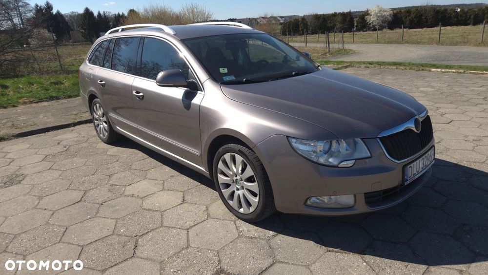 Skoda Superb 2.0 TDI Elegance - 1