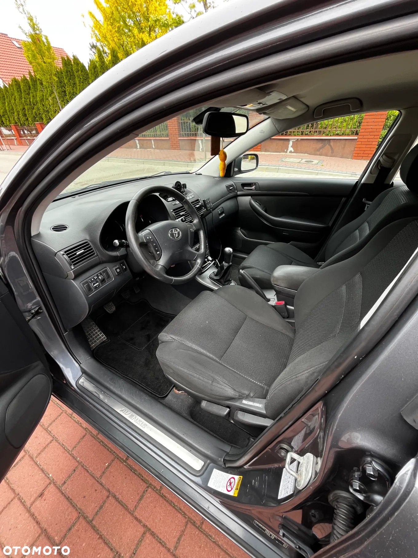 Toyota Avensis - 7