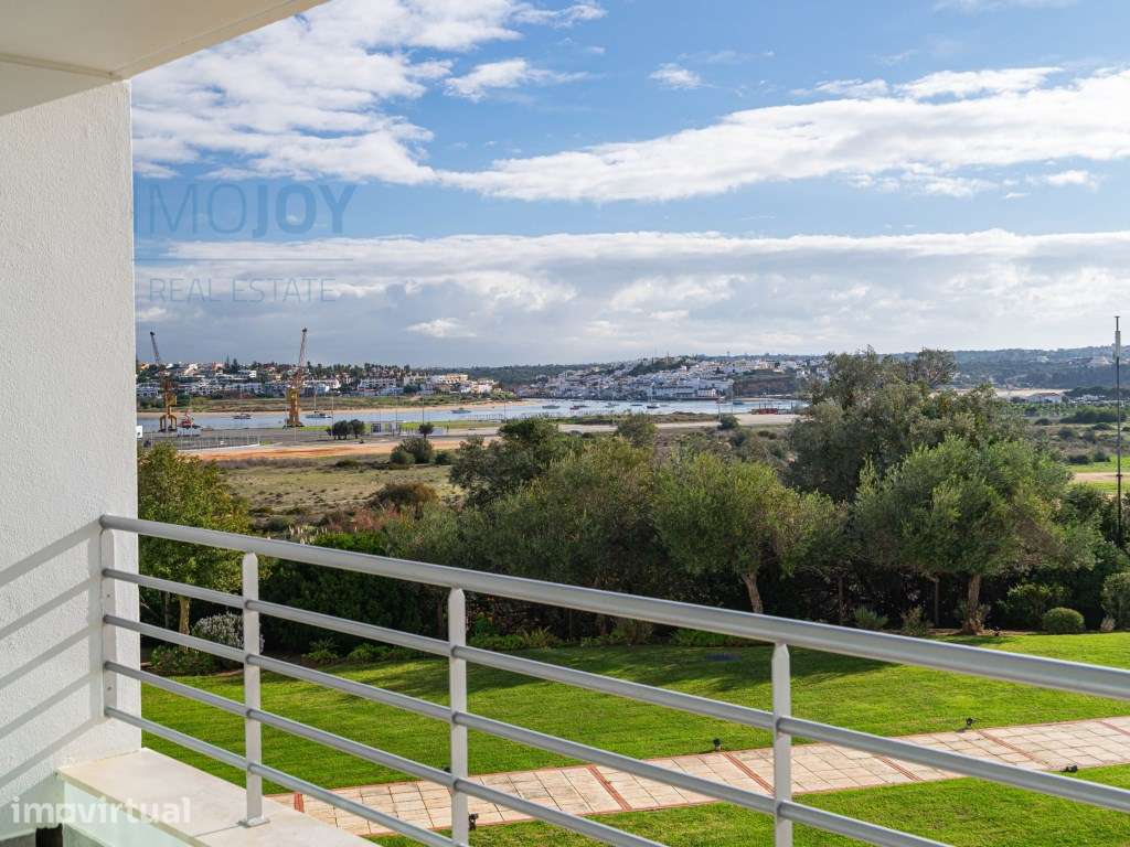 Apartamento T1 Totalmente Mobilado em Portimão - Grande imagem: 4/46