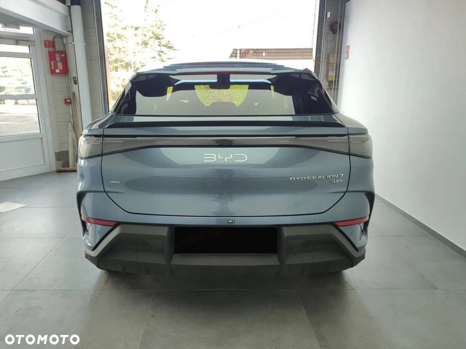 BYD Sealion 7 - 4