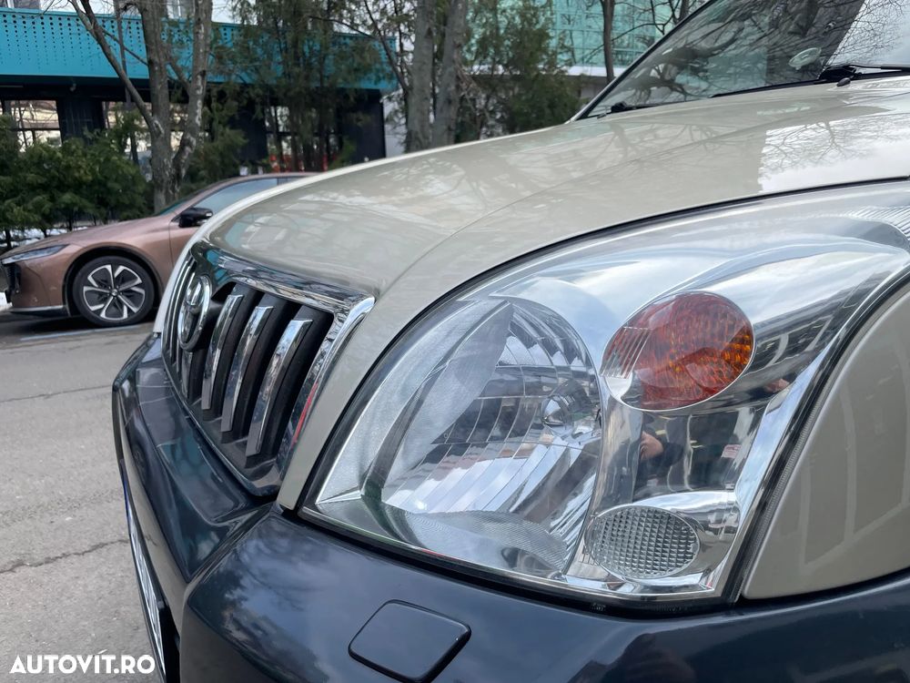 Toyota Land Cruiser - 3