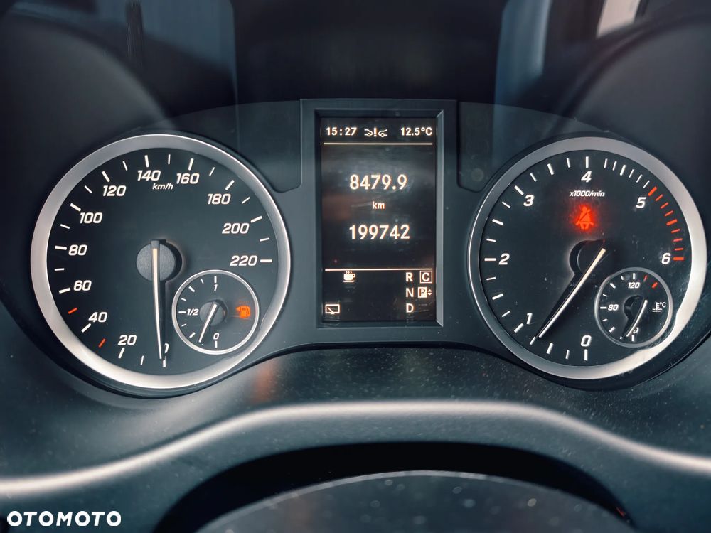 Mercedes-Benz Vito - 23
