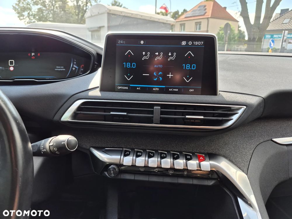 Peugeot 3008 PureTech 130 Stop & Start GPF EAT8 Crossway - 14