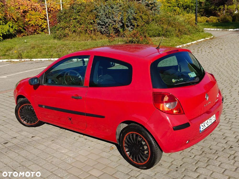 Renault Clio 1.2 16V Dynamique - 30