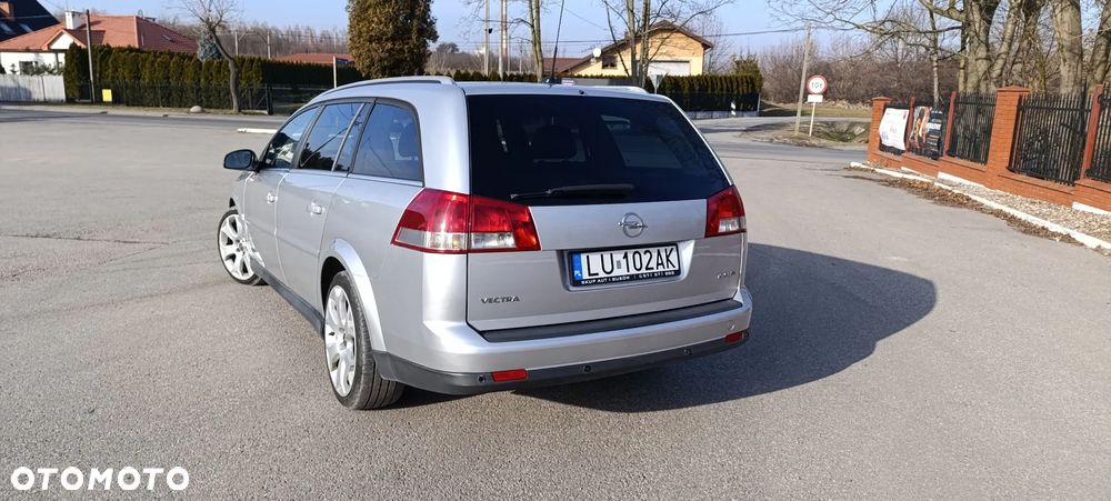 Opel Vectra 1.9 CDTI - 4