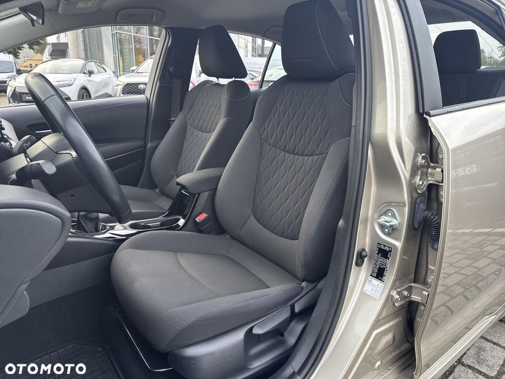 Toyota Corolla - 20