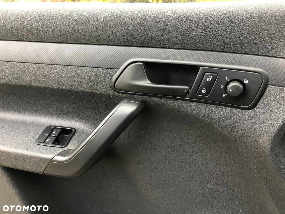 Volkswagen Caddy - 19