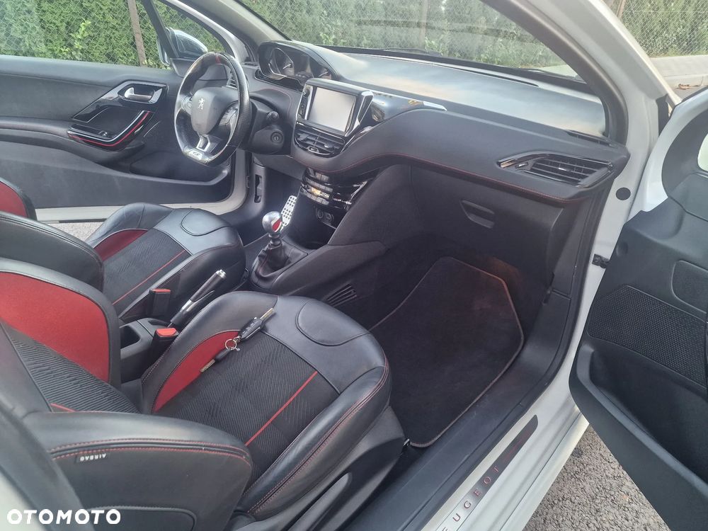 Peugeot 208 THP STOP & START GTi by Sport - 26