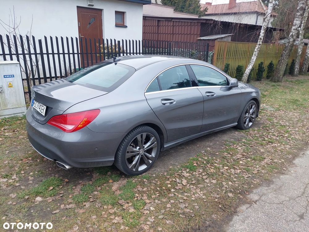 Mercedes-Benz CLA 200 Peak Edition - 3