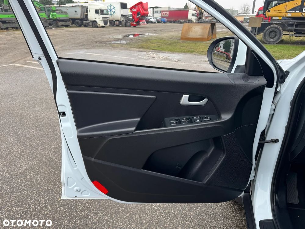 Kia Sportage 1.6 GDI M 2WD - 25