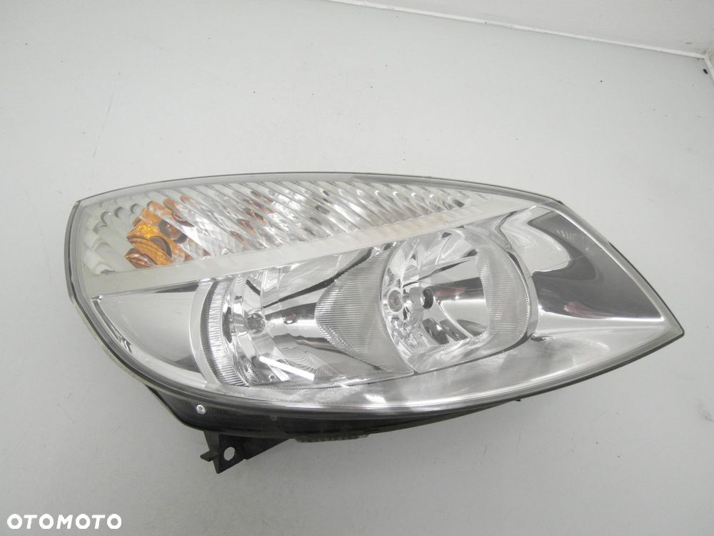 LAMPA PRAWA PRZEDNIA RENAULT SCENIC II 15810400RE - 13