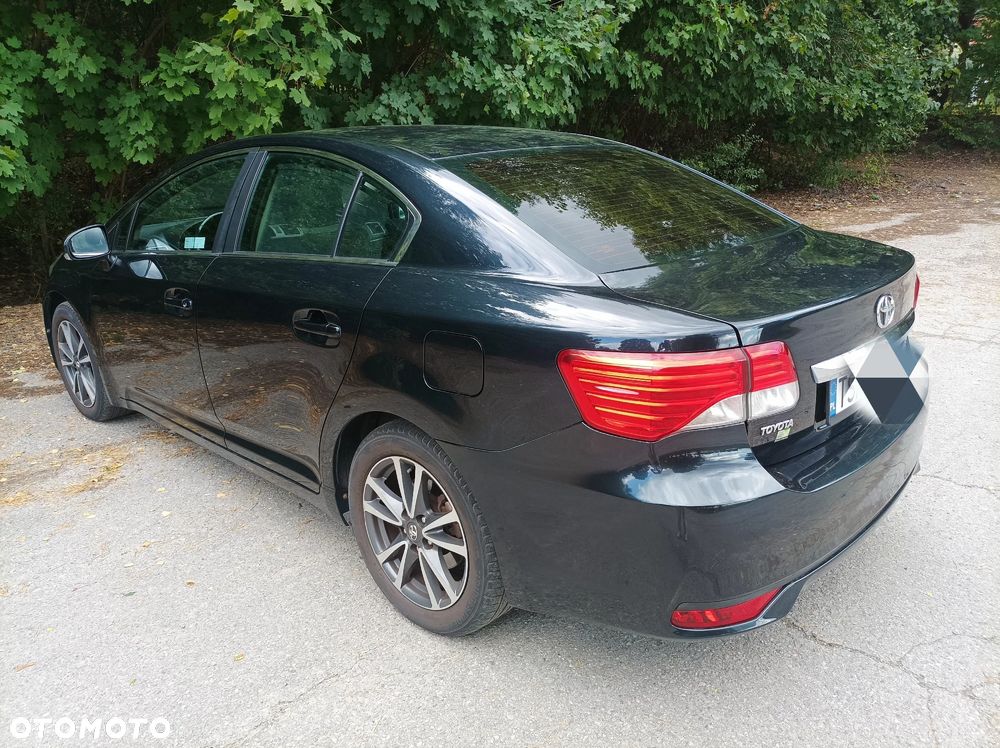 Toyota Avensis 1.8 Sol plus NAVI - 5