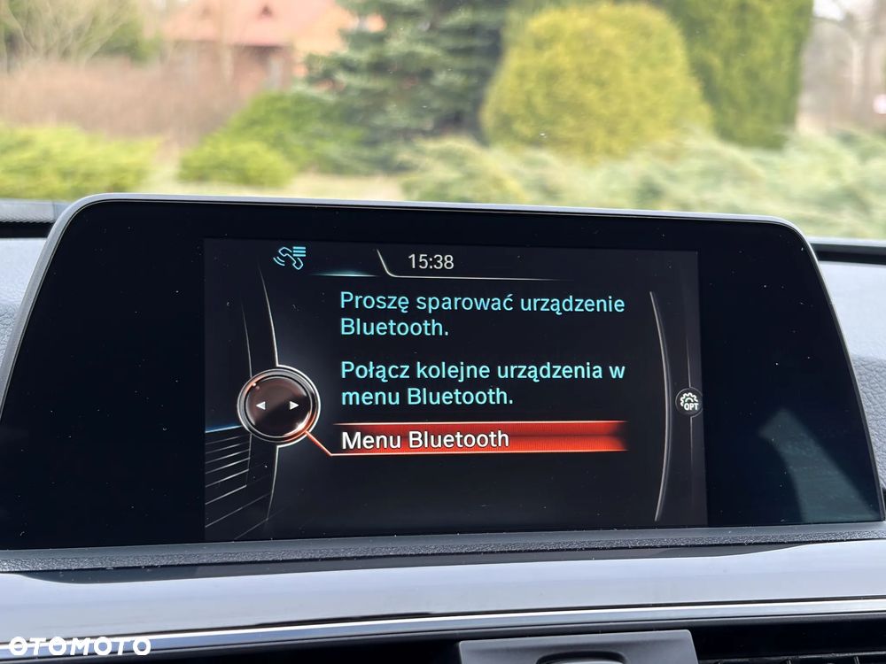 BMW Seria 3 318d Sport Line - 32