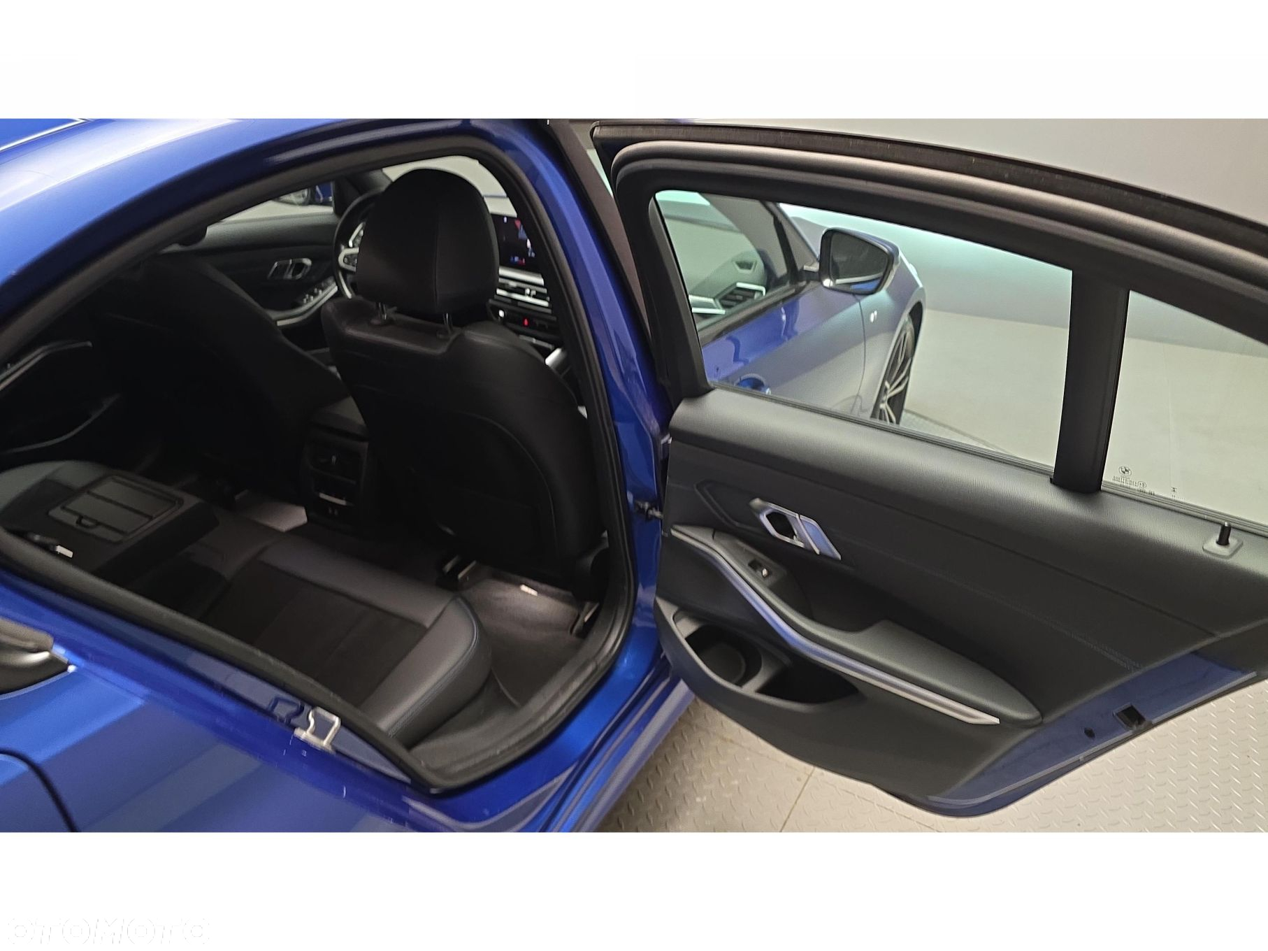 BMW Seria 3 - 29