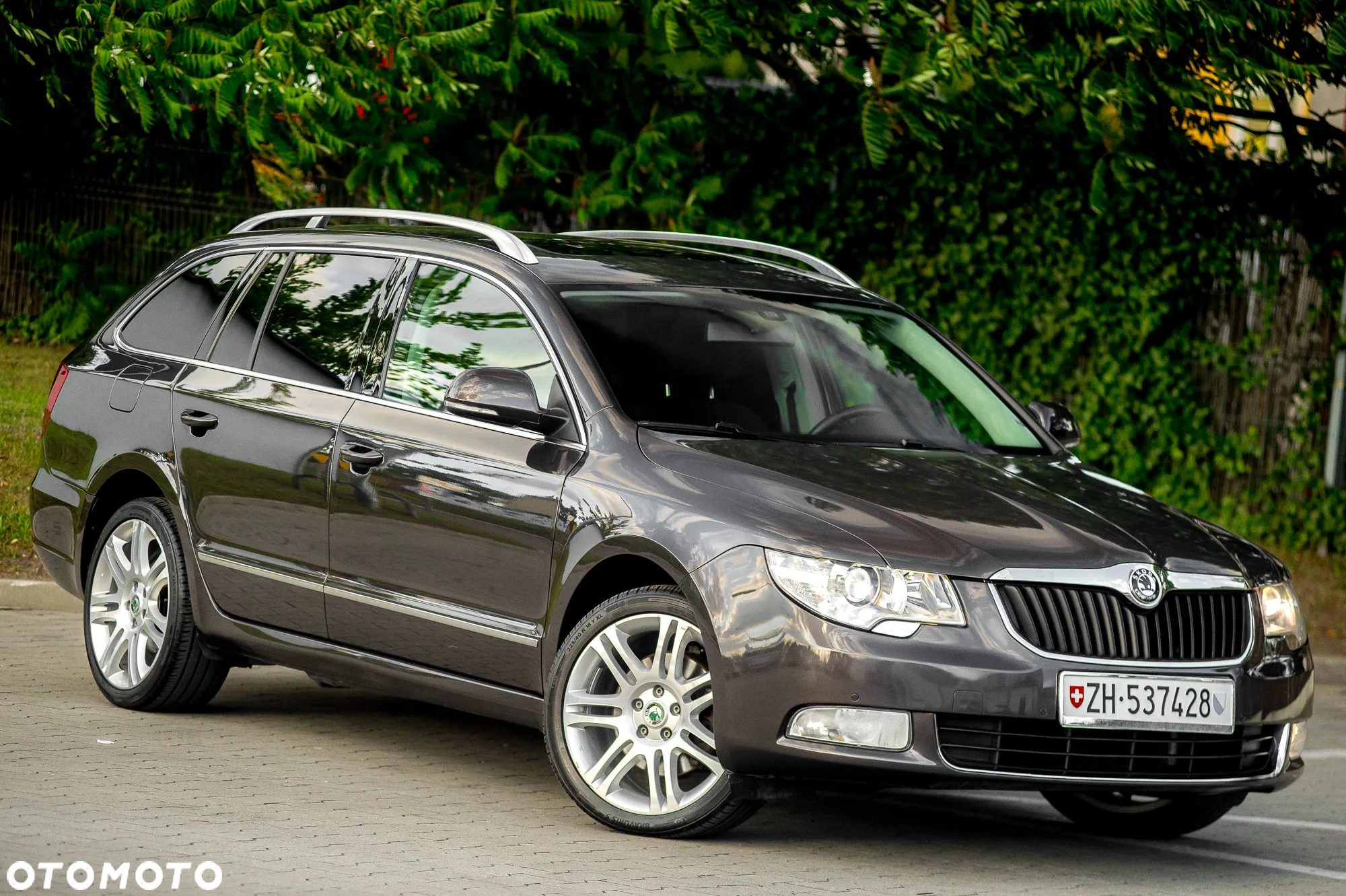 Skoda Superb 1.8 TSI DSG Exclusive - 4