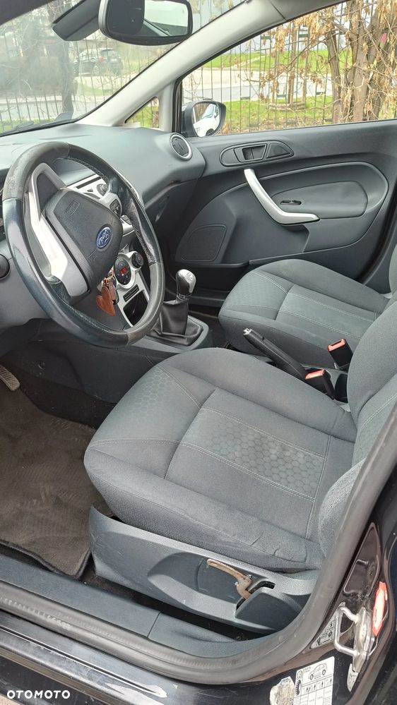 Ford Fiesta - 14