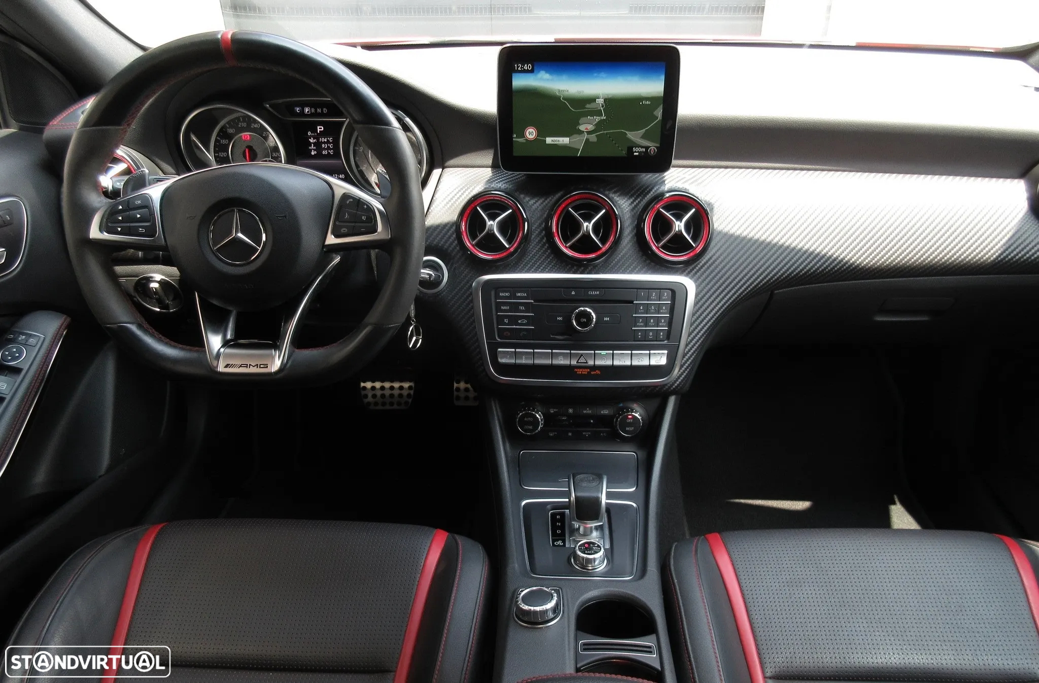 Mercedes-Benz A 45 AMG 4-Matic - 36