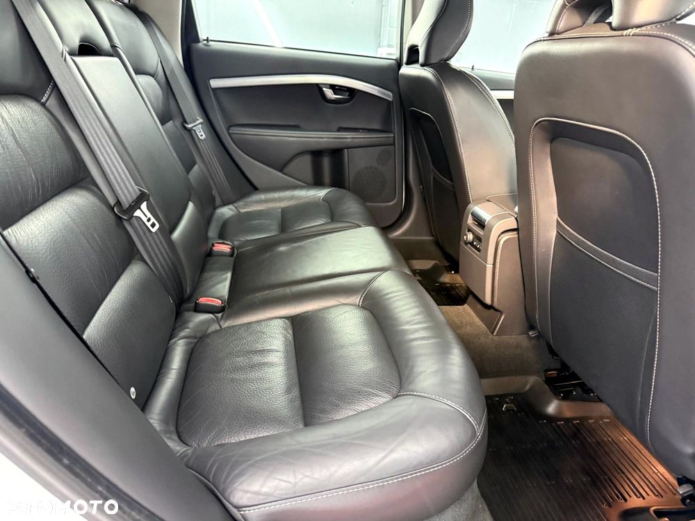 Volvo XC 70 D4 Momentum - 29