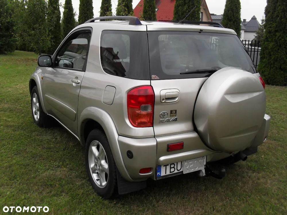 Toyota RAV4 2.0 VVT-i Prestige - 3