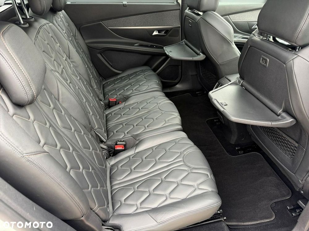 Peugeot 5008 - 21