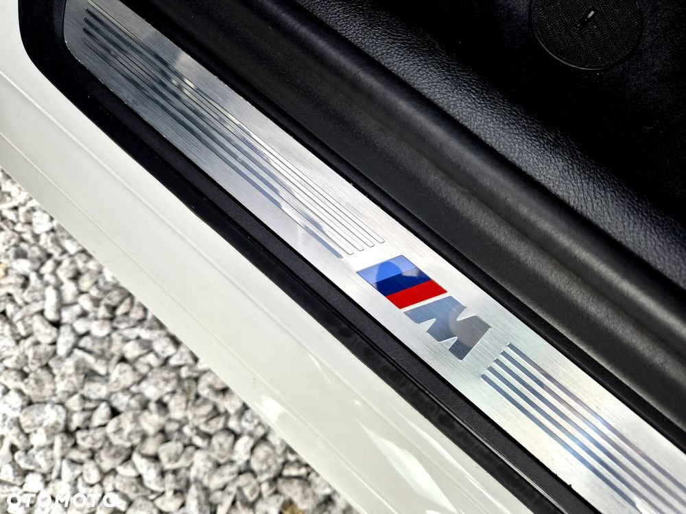BMW Seria 5 530e xDrive M Sport sport - 26