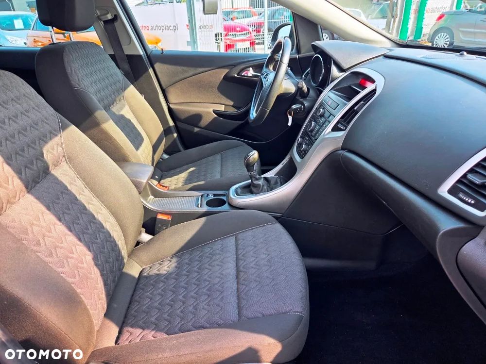 Opel Astra 1.4 Turbo Style - 29